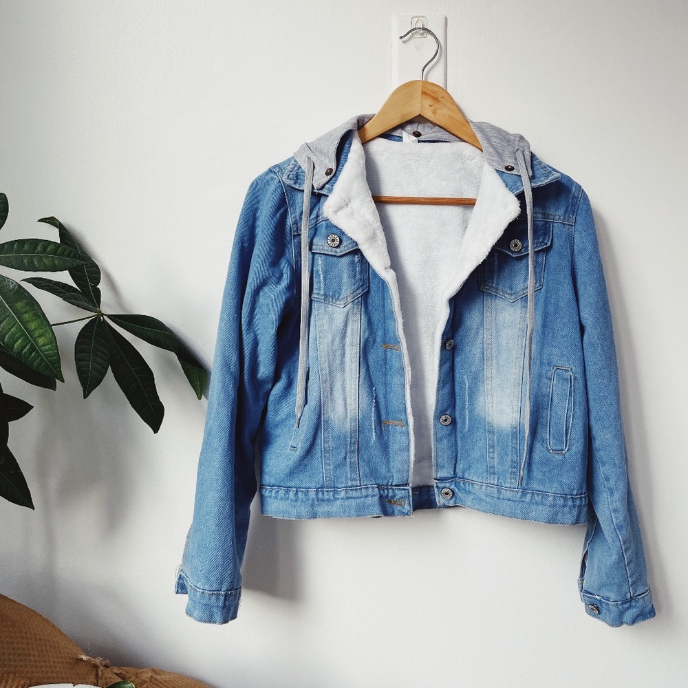 FAUX LINED HOODED DENIM JACKET
